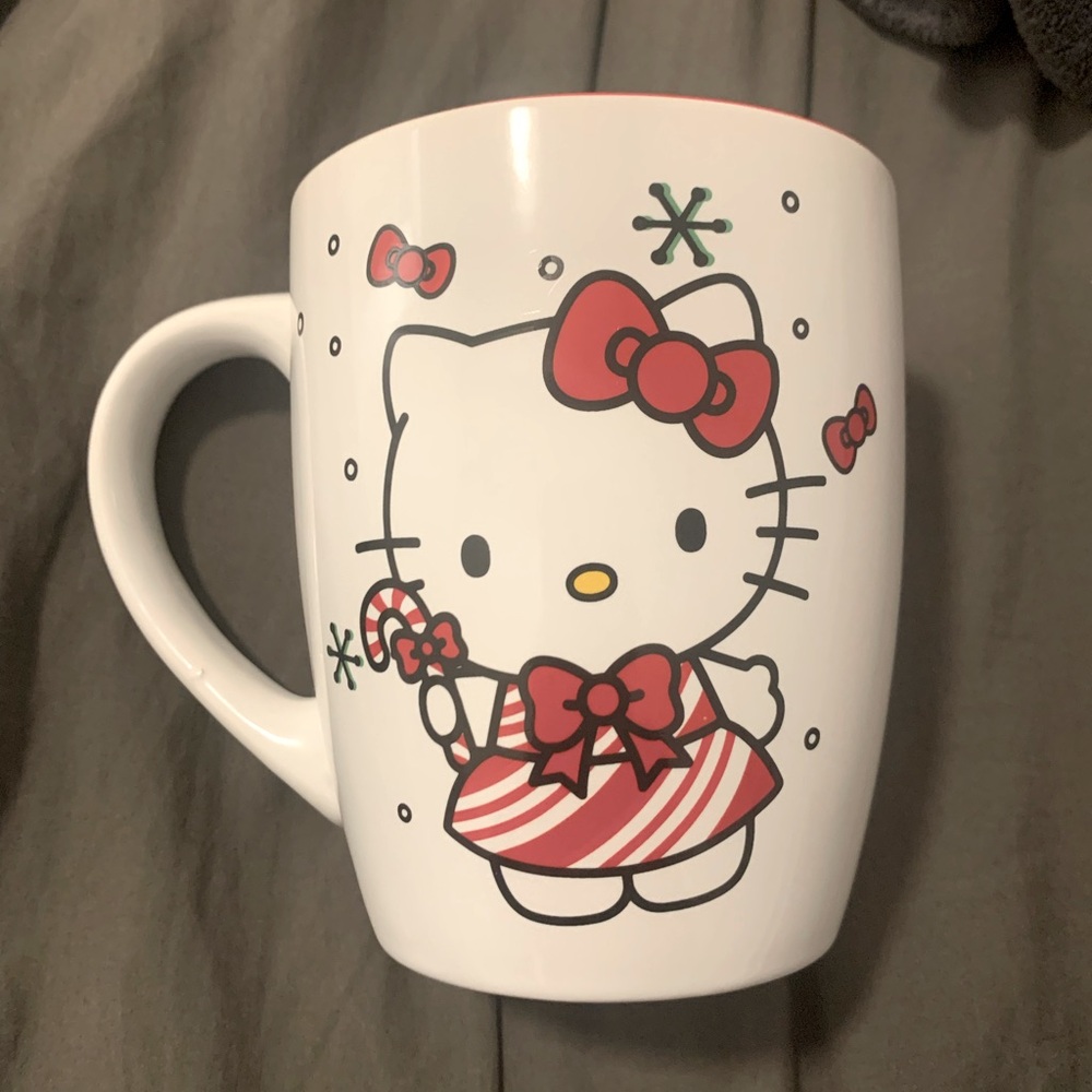 Hello kitty Christmas mug